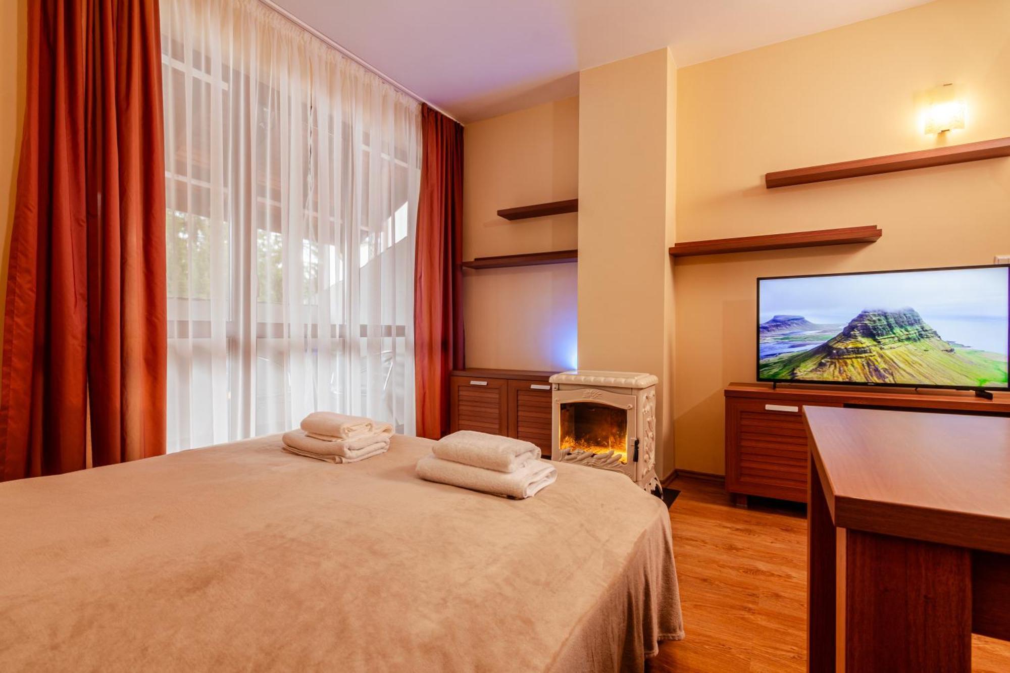 Studio By Mountain Lakes Ezerovo  Ngoại thất bức ảnh